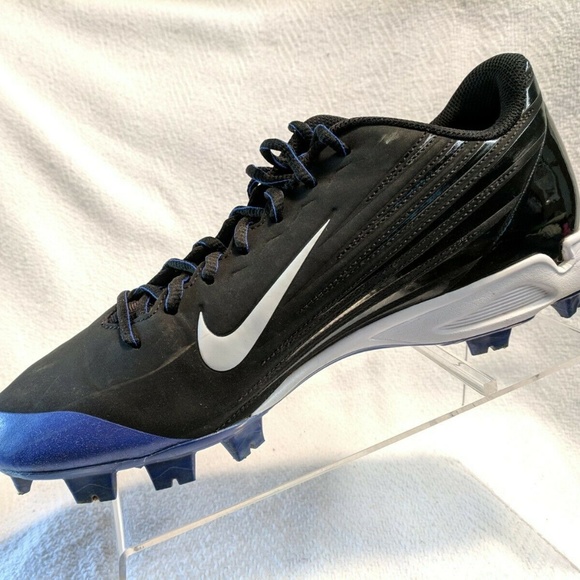 nike vapor strike